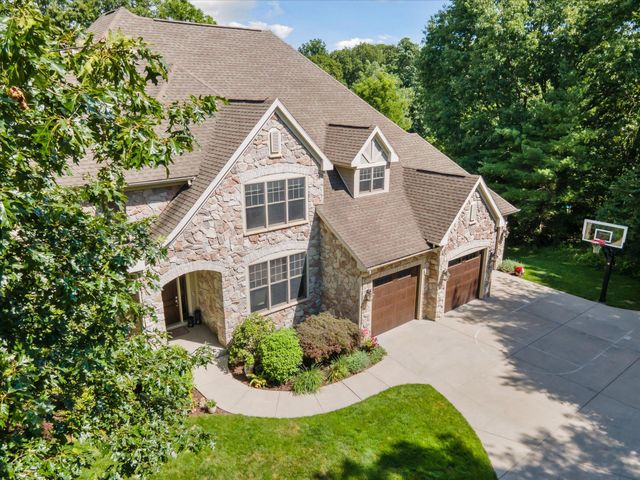 6621 Hidden Lake Circle, Richland, MI 49083