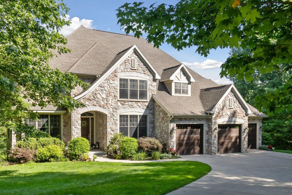 6621 Hidden Lake Circle, Richland, MI 49083