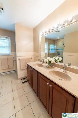 910 North 12th Street, Allentown City, PA 18102