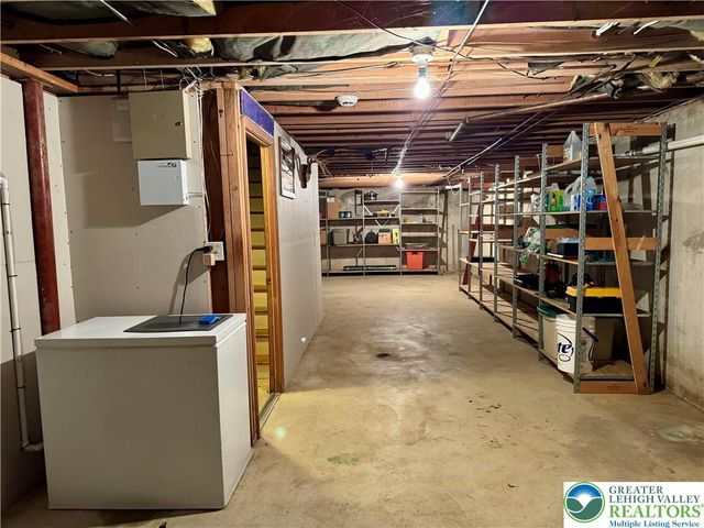 910 North 12th Street, Allentown City, PA 18102