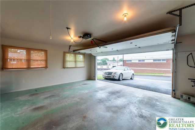 910 North 12th Street, Allentown City, PA 18102