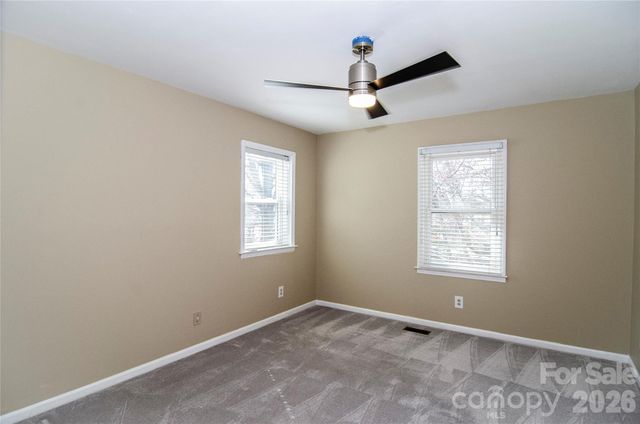 406 Port Royal Drive, Matthews, NC 28105