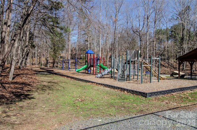 406 Port Royal Drive, Matthews, NC 28105