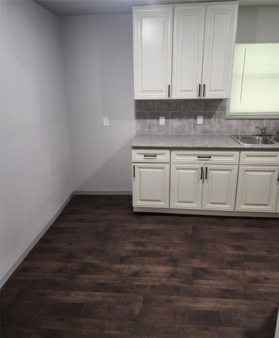 5244 Enyart Street, Houston, TX 77021