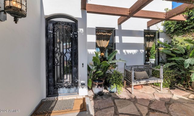 6198 N 28TH Place, Phoenix, AZ 85016