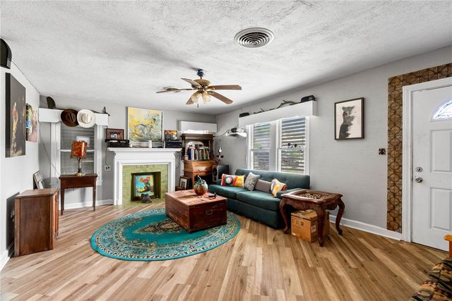 425 Ohio Ave, Corpus Christi, TX 78404