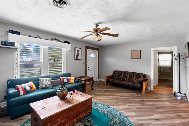 425 Ohio Ave, Corpus Christi, TX 78404