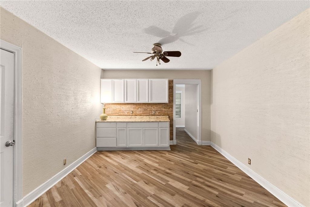 425 Ohio Ave, Corpus Christi, TX 78404 — photo 5