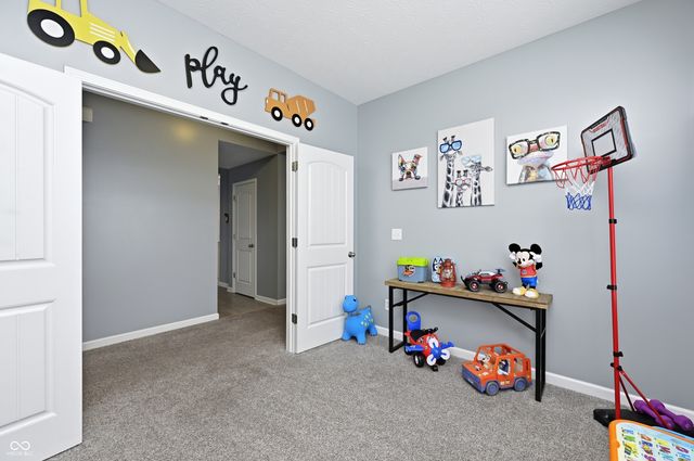 5752 Bluff View Lane, Whitestown, IN 46075