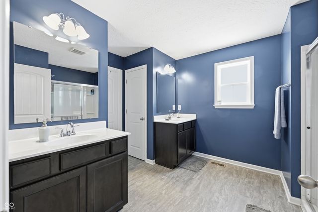 5752 Bluff View Lane, Whitestown, IN 46075