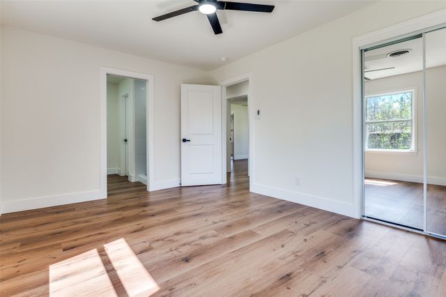 1542 W 5th Street, Irving, TX 75060