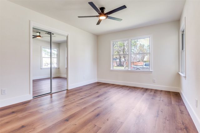 1542 W 5th Street, Irving, TX 75060