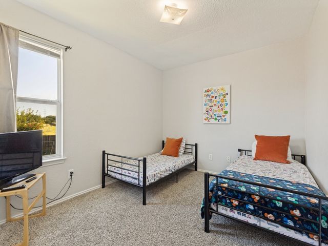 11940 Gold Creek Drive E, Fort Worth, TX 76244