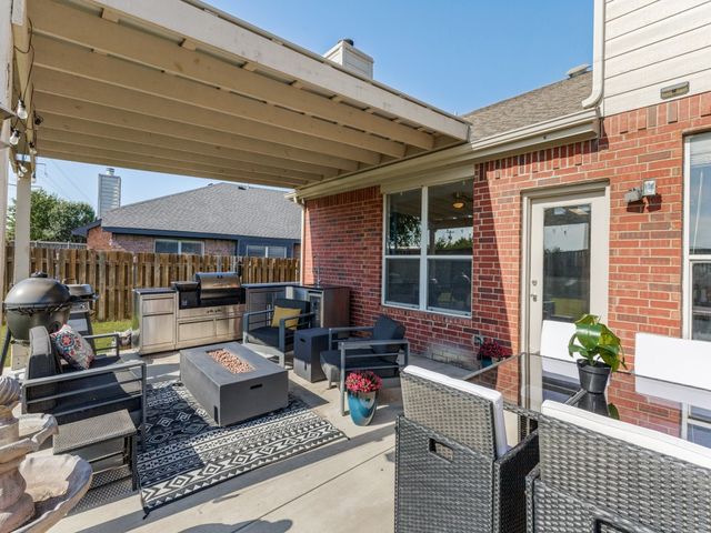 11940 Gold Creek Drive E, Fort Worth, TX 76244