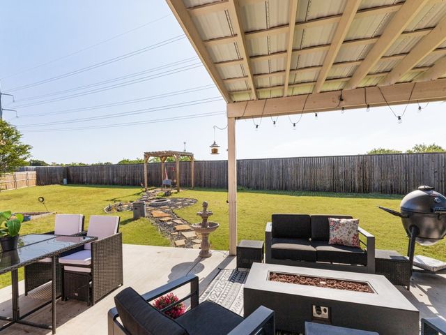 11940 Gold Creek Drive E, Fort Worth, TX 76244