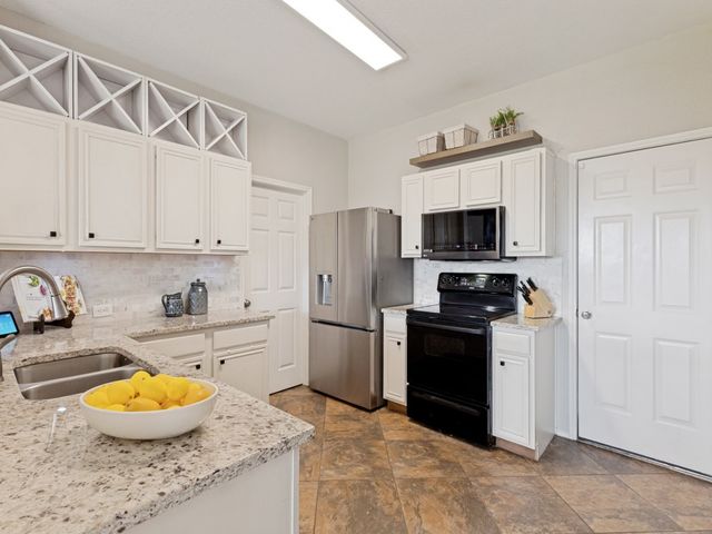 11940 Gold Creek Drive E, Fort Worth, TX 76244