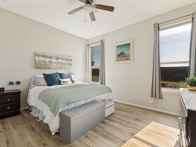 11940 Gold Creek Drive E, Fort Worth, TX 76244