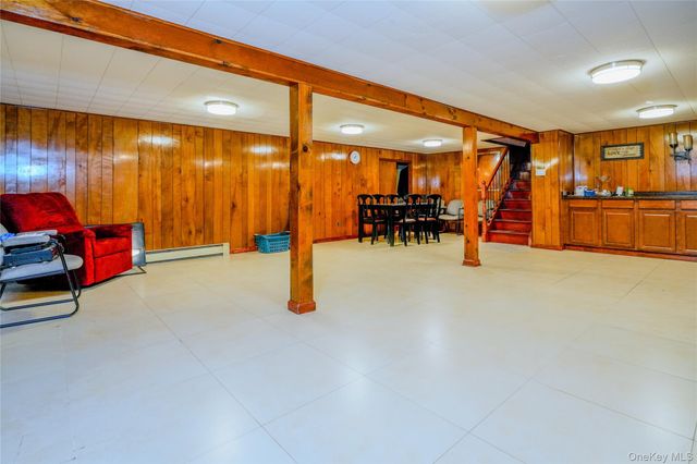 8 Lucille Drive, Syosset, NY 11791