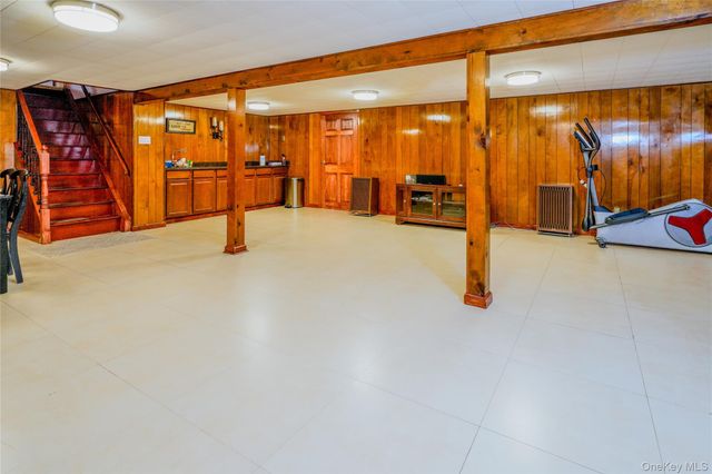 8 Lucille Drive, Syosset, NY 11791