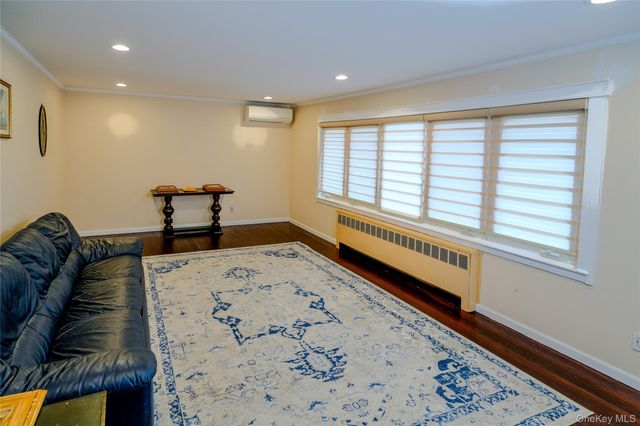 8 Lucille Drive, Syosset, NY 11791