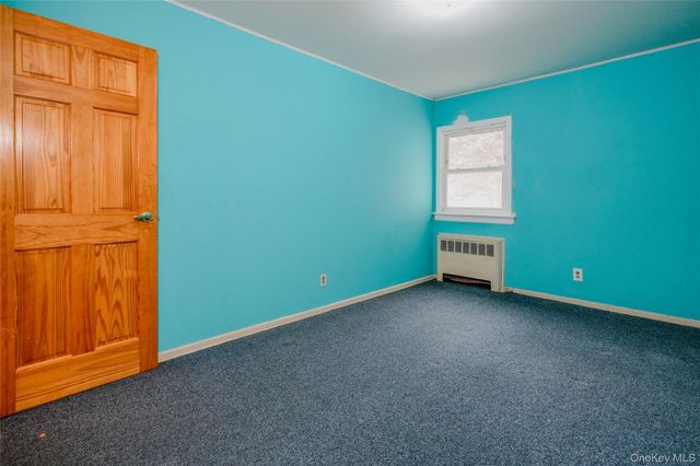 8 Lucille Drive, Syosset, NY 11791