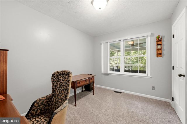 151 SASSAFRAS LN, Clear Brook, VA 22624