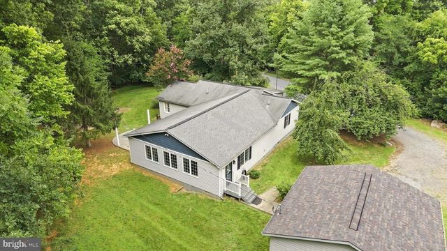 151 SASSAFRAS LN, Clear Brook, VA 22624
