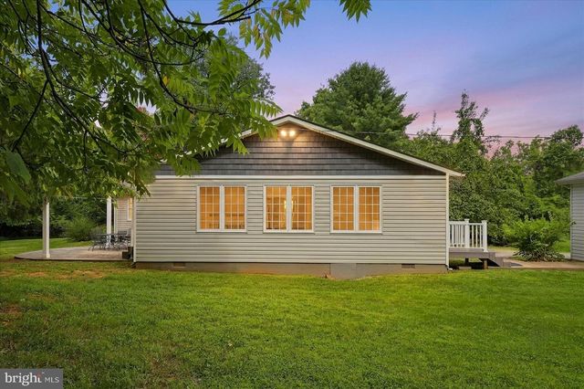 151 SASSAFRAS LN, Clear Brook, VA 22624