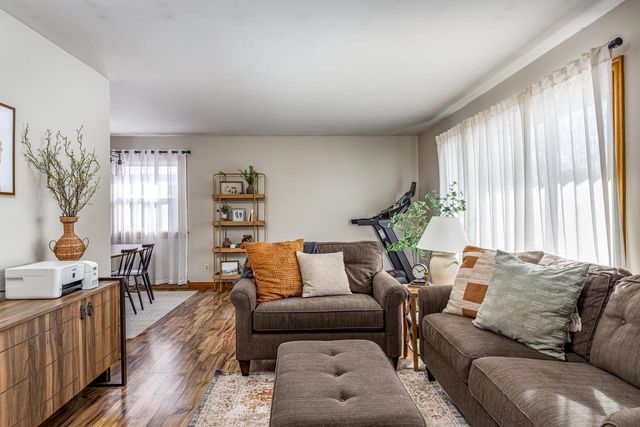 1078 MEADOW LANE, Neenah, WI 54956