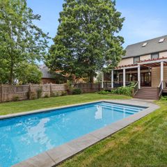 9 Ellsworth Road, West Hartford, CT 06107