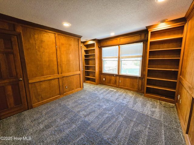 524 Parkwood Lane, Goldsboro, NC 27530