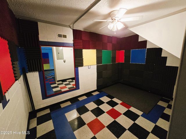 524 Parkwood Lane, Goldsboro, NC 27530