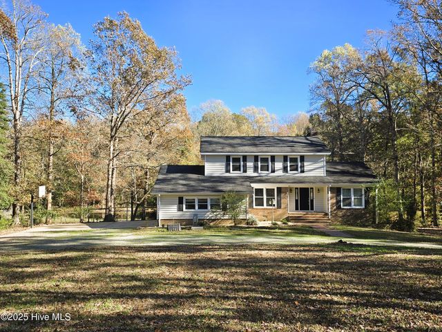 524 Parkwood Lane, Goldsboro, NC 27530