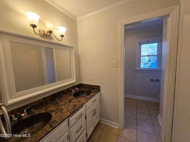 524 Parkwood Lane, Goldsboro, NC 27530