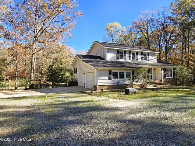 524 Parkwood Lane, Goldsboro, NC 27530