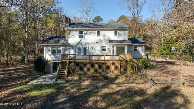 524 Parkwood Lane, Goldsboro, NC 27530