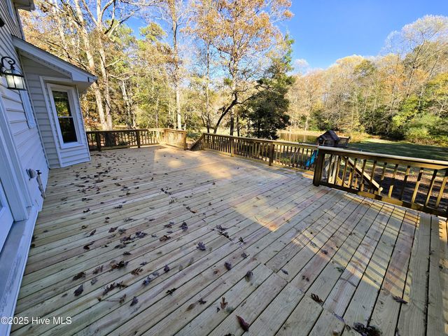 524 Parkwood Lane, Goldsboro, NC 27530