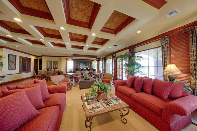 123 Yacht Club Way 207, Hypoluxo, FL 33462