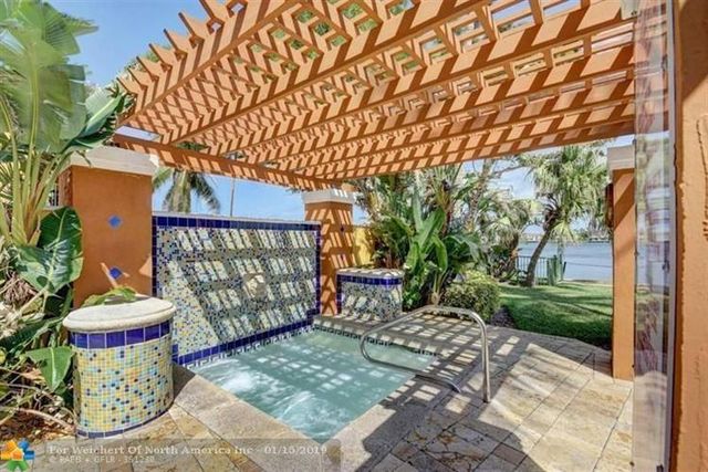 123 Yacht Club Way 207, Hypoluxo, FL 33462