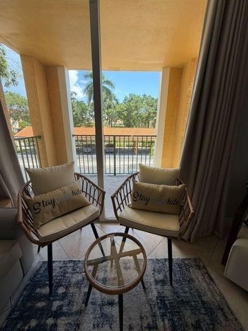 123 Yacht Club Way 207, Hypoluxo, FL 33462