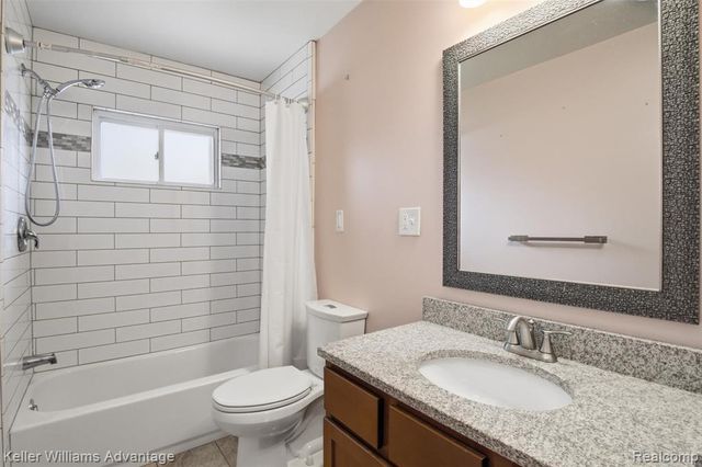 7435 Lathers Street, Westland, MI 48185