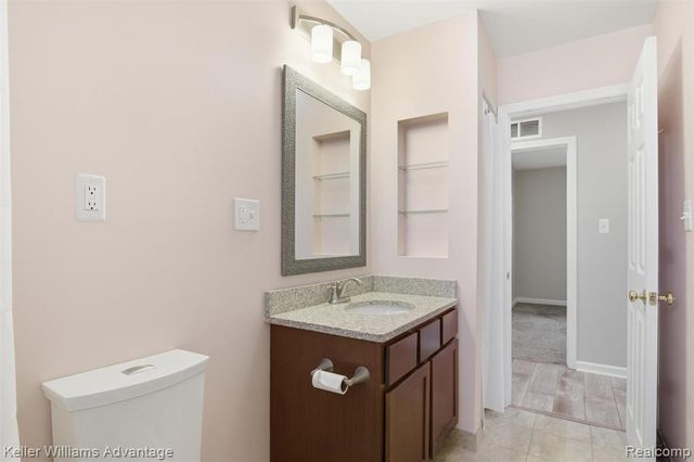 7435 Lathers Street, Westland, MI 48185