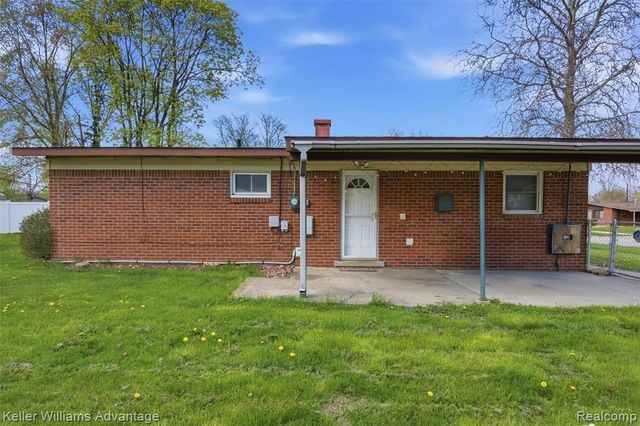 7435 Lathers Street, Westland, MI 48185
