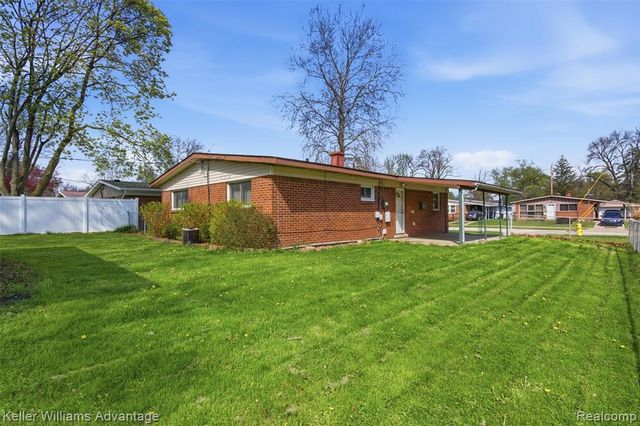 7435 Lathers Street, Westland, MI 48185