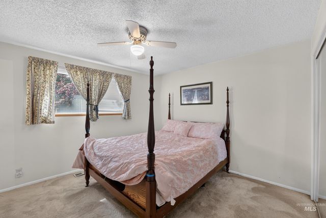 9055 W Highlander Rd, Boise, ID 83709