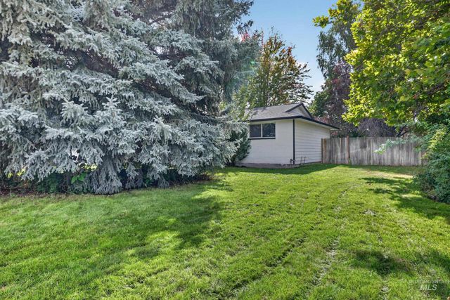 9055 W Highlander Rd, Boise, ID 83709