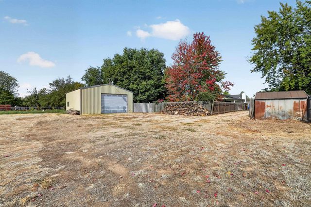 9055 W Highlander Rd, Boise, ID 83709
