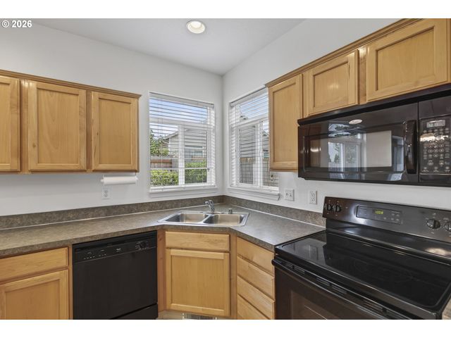 2718 Nw 117TH Cir, Vancouver, WA 98685