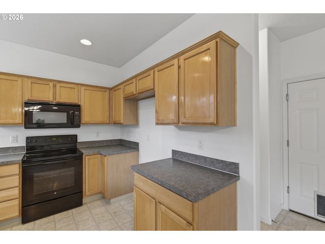 2718 Nw 117TH Cir, Vancouver, WA 98685