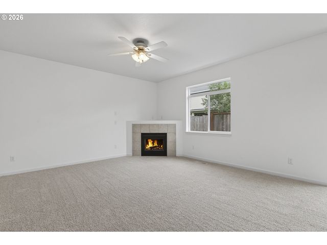 2718 Nw 117TH Cir, Vancouver, WA 98685